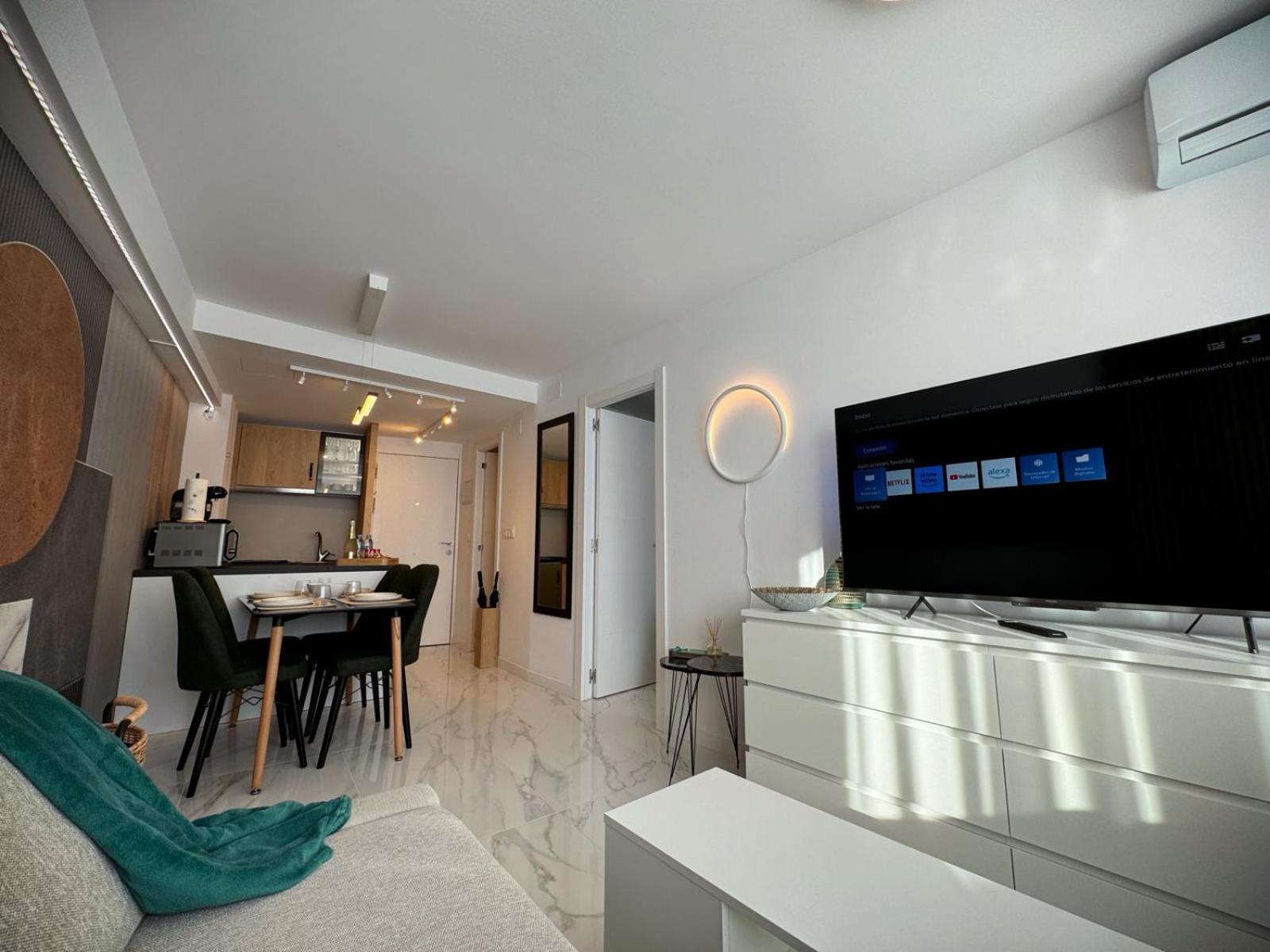 G. Luxury Apartment