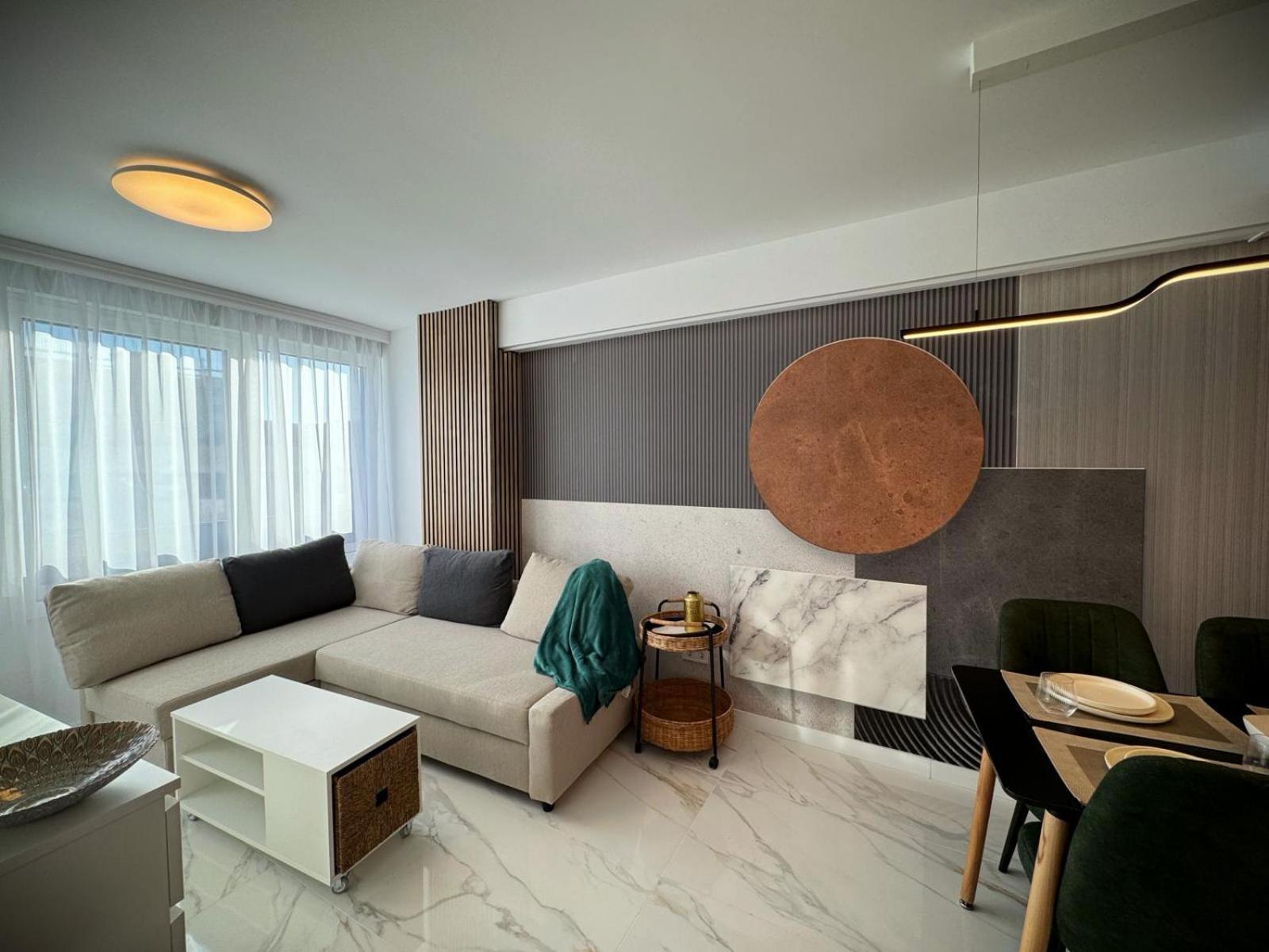 G. Luxury Benidorm